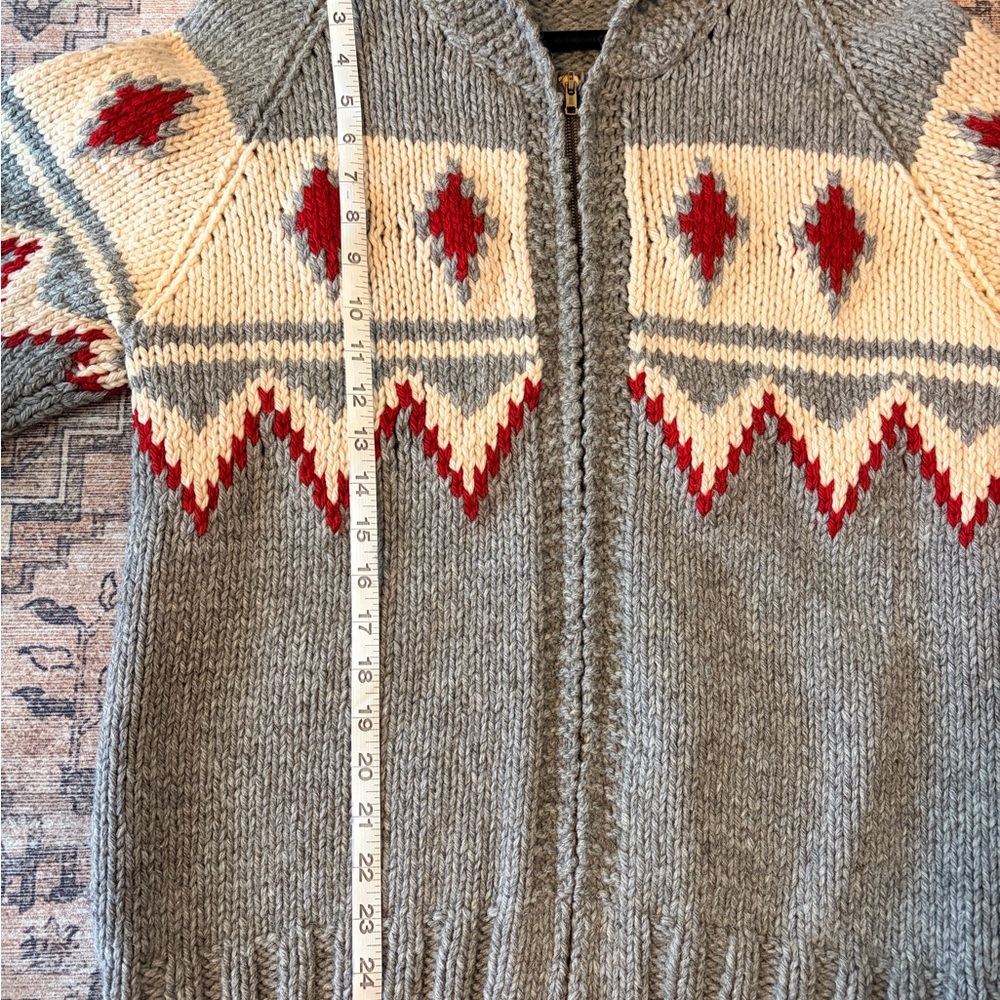 Gray Shawl Collar Zip Sweater with Red and Cream Pattern - Picture 5 of 8